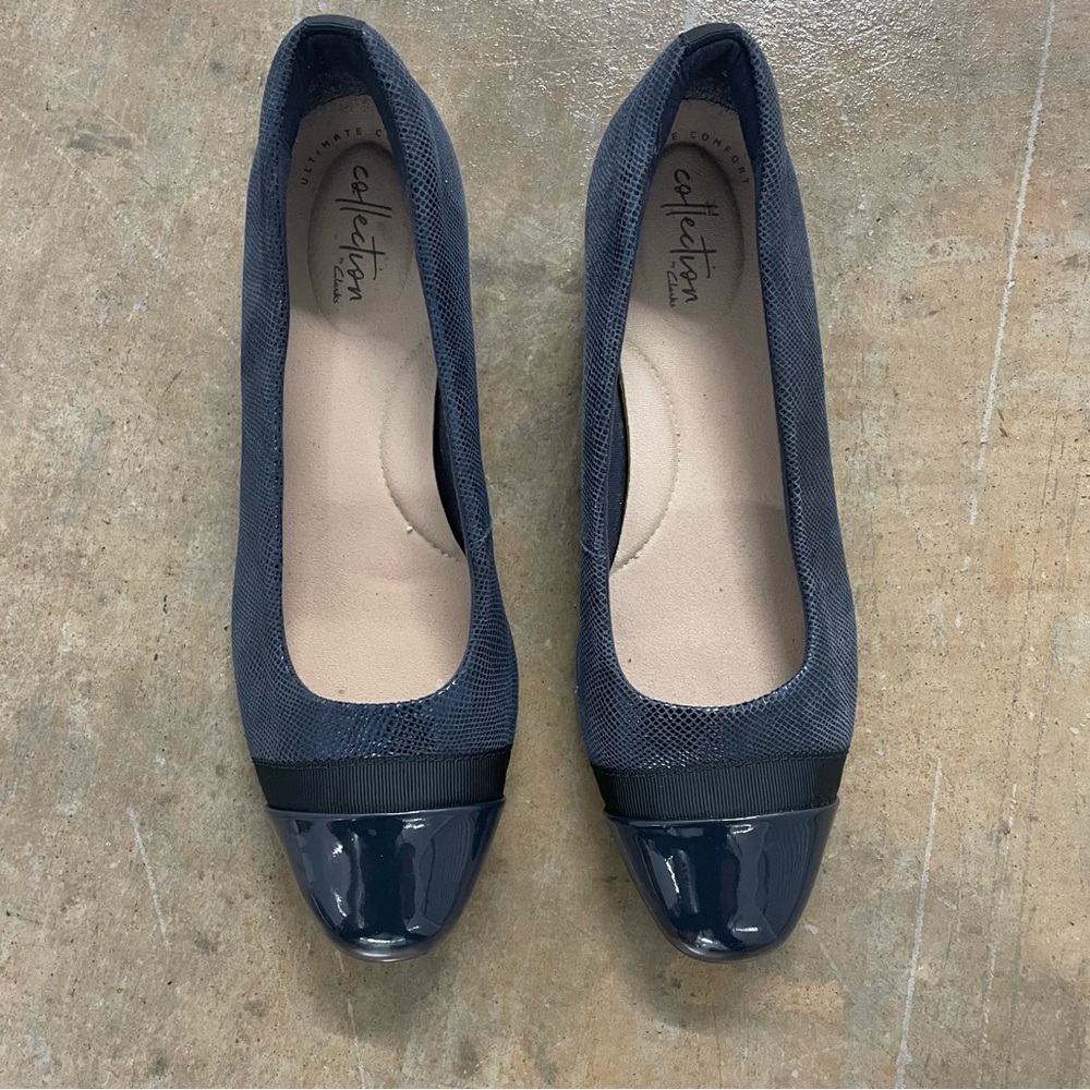 Clarks Collection Ultimate Comfort shoes blue size 9 blue